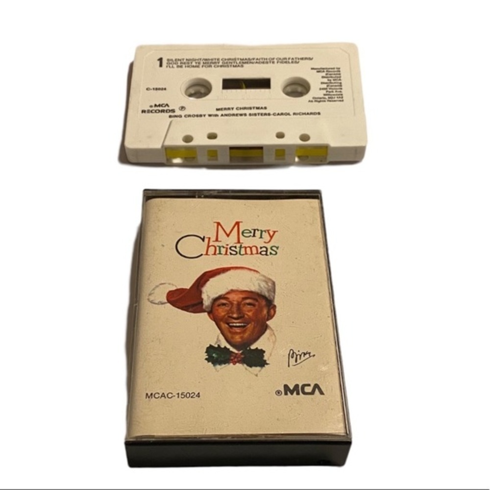 Bing Crosby Merry Christmas cassette - Picture 3 of 4
